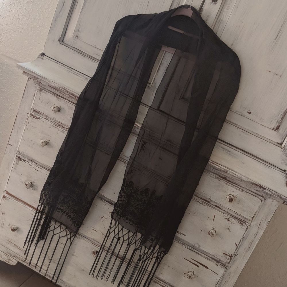 Sheer scarf